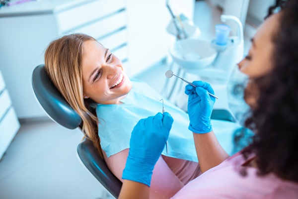 General Dentistry Tips: When To Seek Help For Tooth Sensitivity